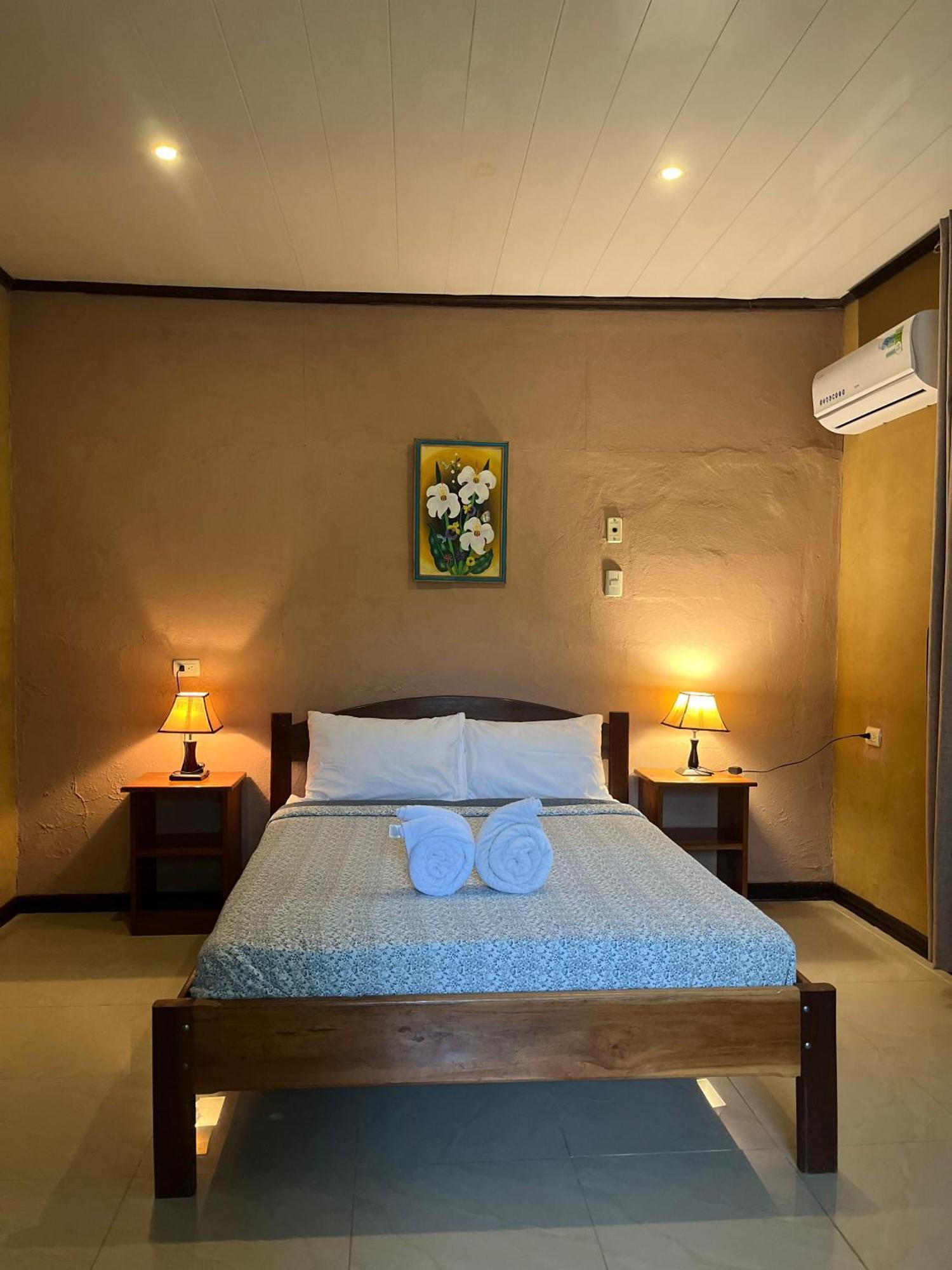 Cabinas Villa Drake Drake Bay Exterior photo